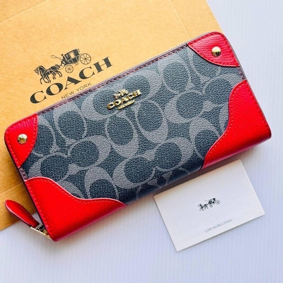 Coach Mickie Zip Around Wallet in Grey/Black Signature Print Coated Canvas - Picture 2 of 10